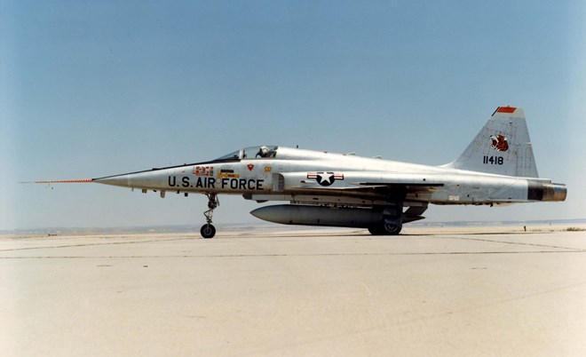 Thế hệ đầu tiên là F-5A Freedom Fighter bắt đầu hoạt động vào thập kỷ 1960.